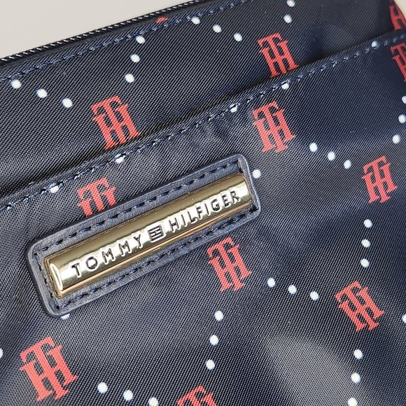 Tommy Hilfiger Navy Blue Cosmetics Bag, Wristlet, Clutch, Small Bag - NWT - Picture 4 of 5